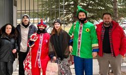 Ziggurat yılbaşında çocukları unutmadı: Ankara'da hediye dağıttılar