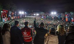 Özgür Özel Beşiktaş’ta konuştu: Sandığı getir, kararı 16 milyon versin