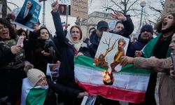 İran’da bilanço ağırlaşıyor: Ölü sayısı 2 bin 571’e çıktı