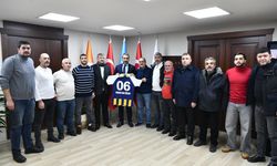 Ankaragücü tribün liderleri AK Parti Ankara İl Başkanı'nı ziyaret etti