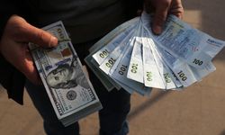 İran’da dolar kuru rekor kırdı!