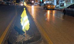 Keçiören’de aynı noktada kazalar: Lastikler patladı, Araçlar yolda kaldı — Belediye nerede?