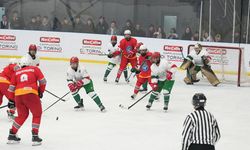 Kırgızistan U-20 Buz Hokeyi Milli Takımı Dünya Şampiyonu oldu