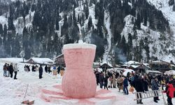 Rize’de kış keyfi: 18. Kardan Adam Festivali başladı