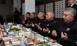 Jandarma Genel Komutanı Ali Çardakcı personel ile beraber iftar yaptı