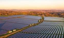 Türkiye’den dev güneş hamlesi: 2,1 milyon haneye yetecek üretim