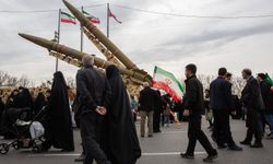 ABD ile İran Cenevre’de: Anlaşma mı, savaş mı?