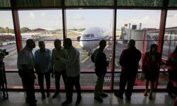 Ambargolar kriz başlattı: Küba'da uluslararası uçuşlar durduruldu