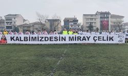 “Kalbimizdesin Miray Çelik”: Düzce’de maç öncesi anma