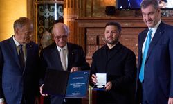 Ewald von Kleist Ödülü Zelensky'a teslim edildi