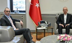 Etimesgut’ta ulaşım projeleri hız kazanıyor: Bakan ile makamda toplantı yapıldı