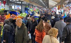 Ankara Hal'de fiyatlar açıklandı: Çilek 180 TL’ye, kestane 300 TL’ye kadar çıkıyor