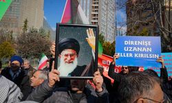 Hamaney'in ölümü Ankara'da tepkiyle karşılandı