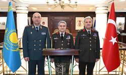 Ankara'da Türkiye-Kazakistan askeri iş birliği masaya yatırıldı