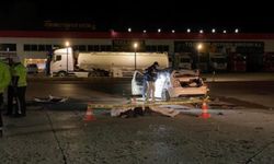 Ankara’da feci kaza: Takla atan otomobil TIR sürücüsünü ezdi