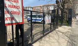 Siyah tahta, boş sıra, kapıda polis: Ankara'daki okullarda kuş uçmuyor!