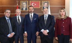 Kırım gündemi Ankara’da: Üst düzey heyet Zorlu ile buluştu