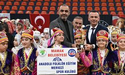 Mamak'ta kültürel şölen: Halk oyunları yarışmasında şampiyon belli oldu!