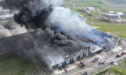 Ankara’da mobilya deposunda yangın: Ekipler sevk edildi