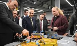 Ankara’da Millî Teknoloji Hamlesi: Gençler için yeni üretim üssü açıldı!