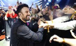 Dünya Kupası heyecanı artıyor: Tarkan yeni marş için kapıyı araladı