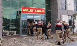 Kendilerini polis ve savcı olarak tanıtıp 2 milyonluk vurgun yaptılar