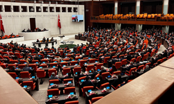 Sağlık çalışanlarına maaş ikramiyesi teklifi Meclis’te