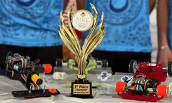 Yunanistan’da büyük başarı: Türk öğrenciler robot yarışmasında dünya birincisi oldu