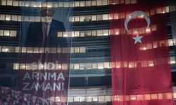 CHP Genel Merkezi'nde dikkat çeken afiş! "Şimdi arınma zamanı" mesajı gündem oldu