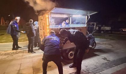 İzmir’de 300 liralık çay iddiası sonrası zabıta harekete geçti