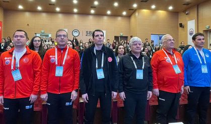 Ankara'daki sempozyuma yoğun ilgi: Uzman isimler sağlıklı yaşam için buluştu