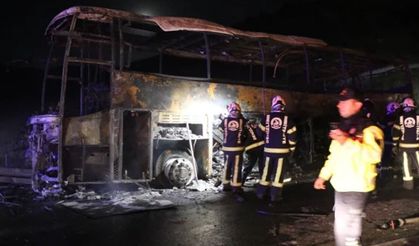 Denizli'de facia! Yolcu otobüsü alev aldı: 8 kişi hayatını kaybetti