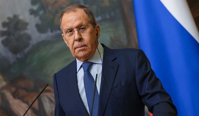 Lavrov: Ukrayna’ya gönderilecek Avrupa askerleri meşru hedef olur