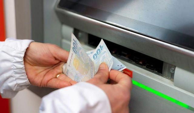 Ücretlere yapılan zamlar enflasyonla yarışamıyor: Vatandaş zorda