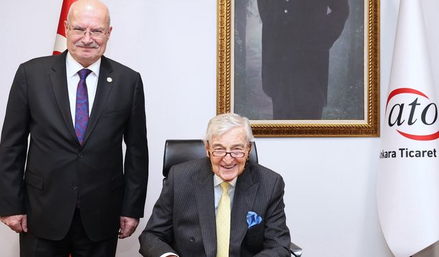 Rahmi Koç Ankara Ticaret Odası’nda makam koltuğunda ağırlandı