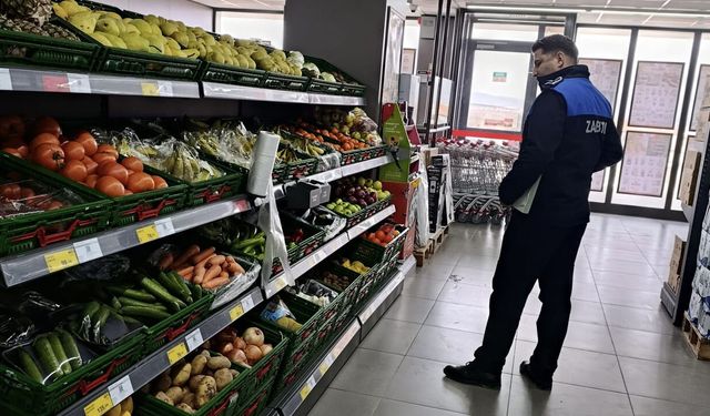 Ankara'da zabıtaların market mesaisi: Fiyat etiketleri kontrol ediliyor