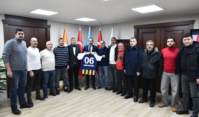 Ankaragücü tribün liderleri AK Parti Ankara İl Başkanı'nı ziyaret etti