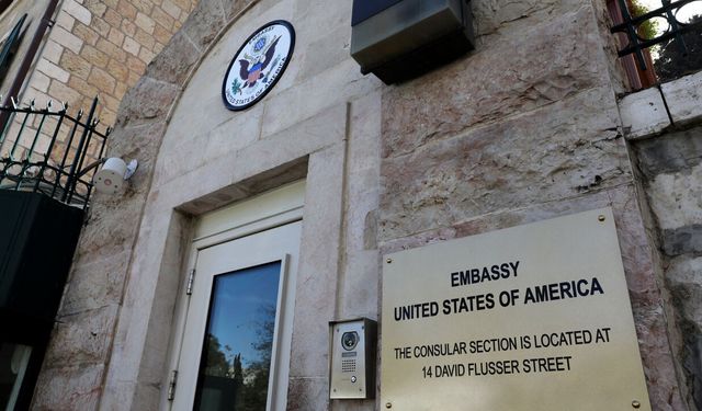 ABD’nin Kudüs Büyükelçiliği’nden kısmi ayrılma kararı