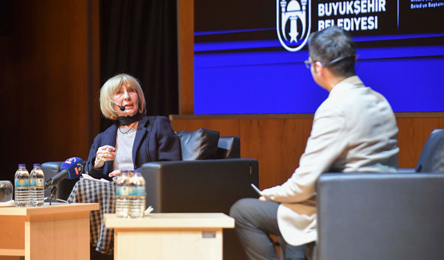 Başkentliler Ayşe Kulin ile Kocatepe Sohbetleri’nde buluştu