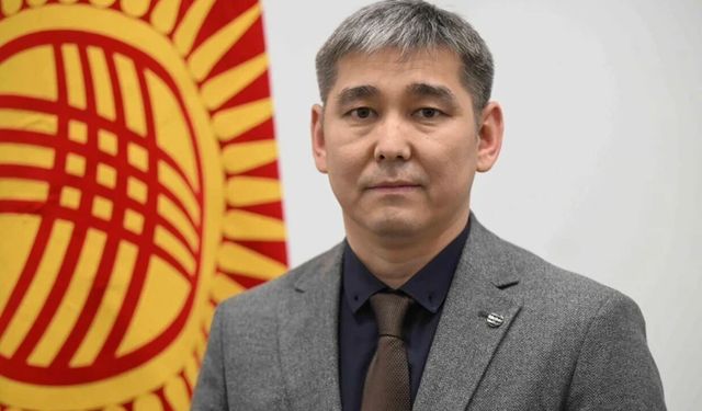 Türkiye’de eğitim alan Damirbek Osmonov, Kırgızistan Sağlık Bakanı oldu