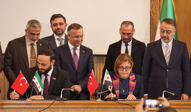 Ankara’dan diplomasi ve kardeşlik adımı: Gaziantep heyeti Halep Valiliği’ni ziyaret etti