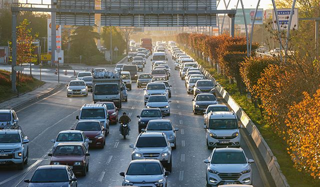 Ankara Talatpaşa Bulvarı, İnönü Bulvarı ve Hacettepe çevresinde trafik kilitlendi