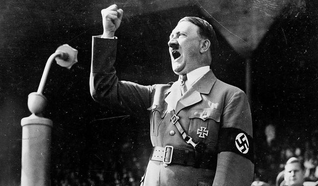 Hitler, 94 yıl önce Alman vatandaşı oldu: Tarihe kazınan soykırımın kapısı aralandı