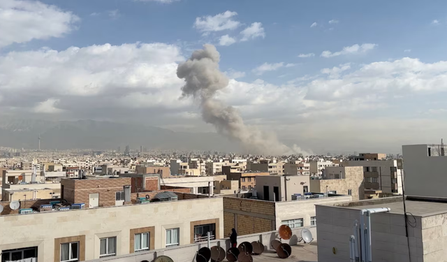 ABD ve İsrail İran’ı vurdu: Tahran misillemeye hazırlanıyor