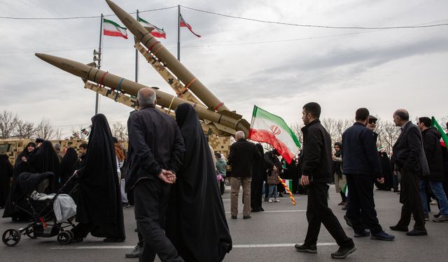 ABD ile İran Cenevre’de: Anlaşma mı, savaş mı?