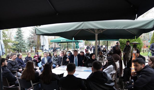 Gençler hedefte: IBAN kiralama uyarısı üniversiteden geldi