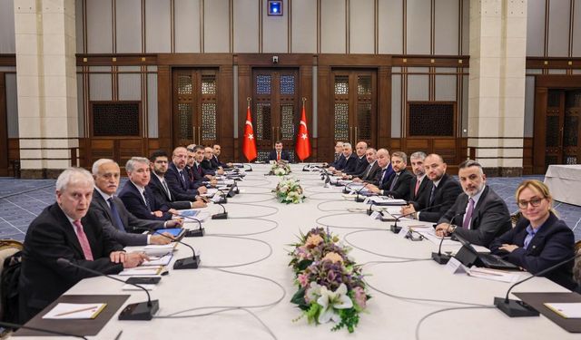 Eğitimciler Külliye’de buluştu: Ankara’da kritik toplantı