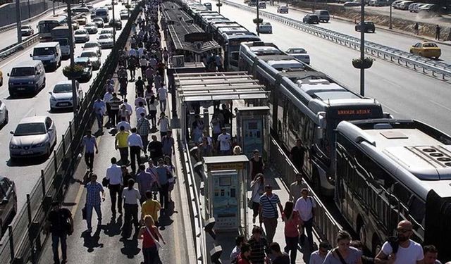 Bayramda toplu taşıma ücretsiz mi? Ankara, İstanbul, İzmir, Bursa, Konya ve Mersin kararları netleşiyor