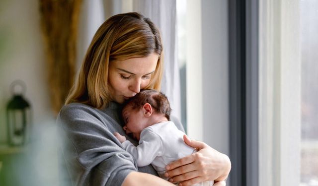 Binlerce kamu çalışanını ilgilendiriyor: Doğum izninde yeni düzenleme çağrısı