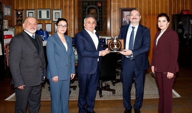 Atatürk Üniversitesi ve Azerbaycan Tıp Üniversitesi akademik iş birliğini geliştiriyor